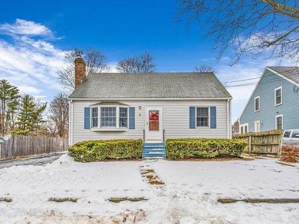 5 Arrowhead Trl, Ipswich, MA 01938