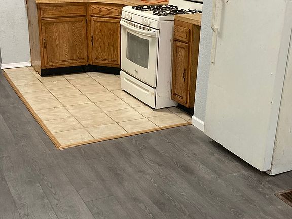 3rd image of 3145 Rorer St