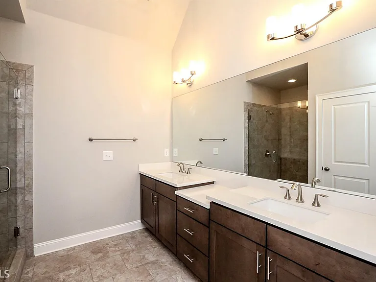208 Bedford Aly — Photo 19