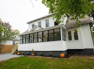 35 Allard St, Warwick, RI 02889