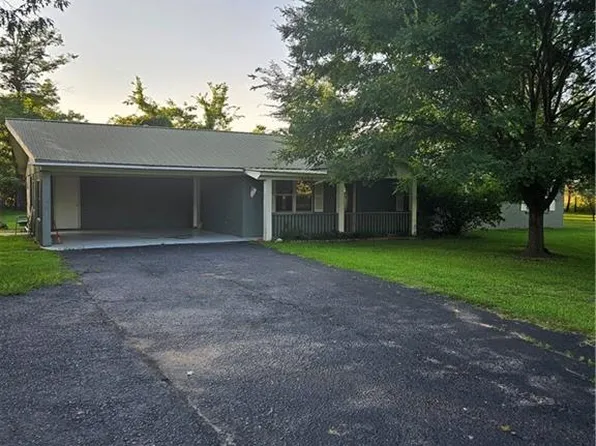 6494 Highway 9, Campti, LA 71411