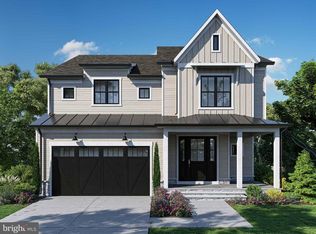 114 Elm St SW, Vienna, VA 22180