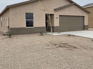 565 Holly St, Bullhead City, AZ 86442
