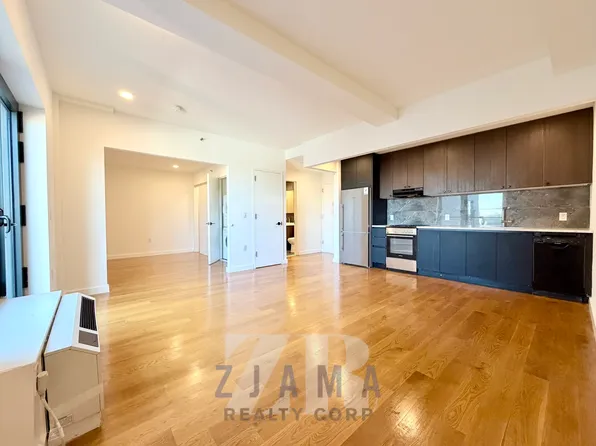 25 East 19th Street image 4 of 12