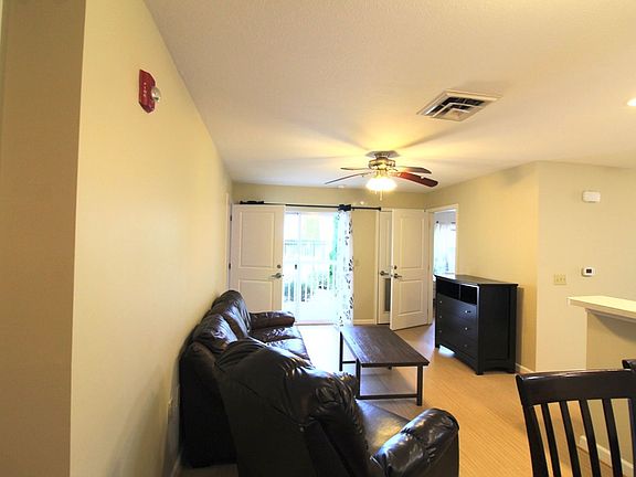 4th image of 510 Davis Mills Dr #4B-4Ba