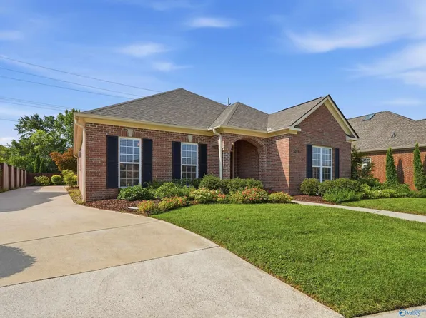 3212 Waterman Dr SE, Owens Cross Roads, AL 35763