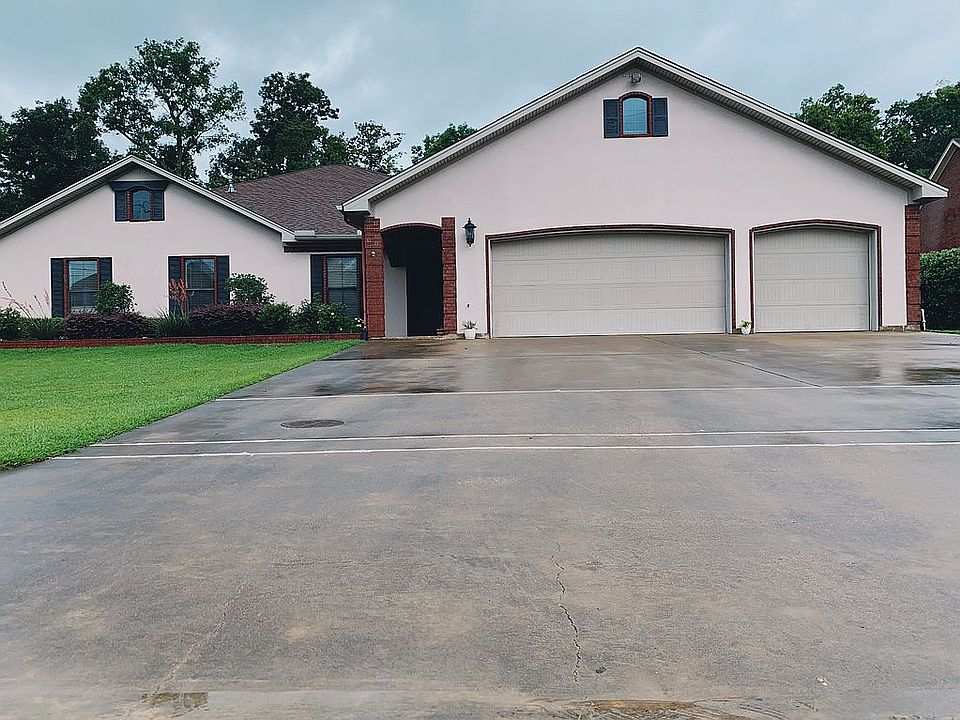 1st image of 5390 Lexington Cir