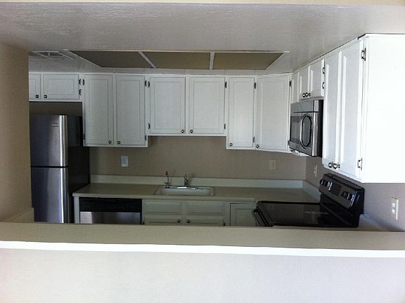 3rd image of 2040 S Longmore Unit 36