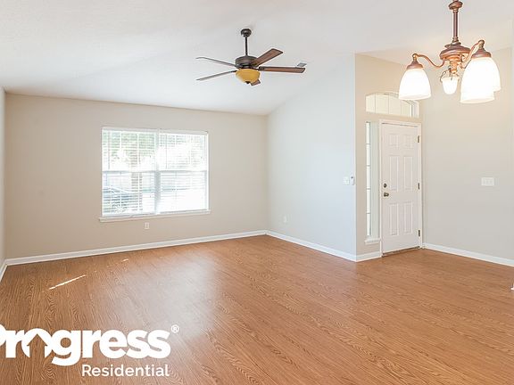3rd image of 9039 Fallsmill Dr