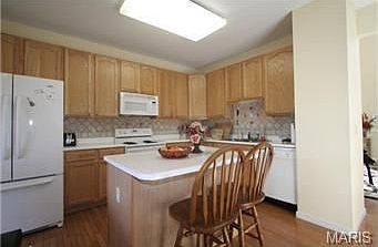 2nd image of 1263 Castle Gate Dr
