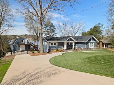 196 Shoreline Rd, New London, NC, 28127