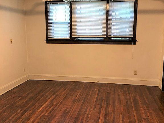 2nd image of 1506 Grand Ave