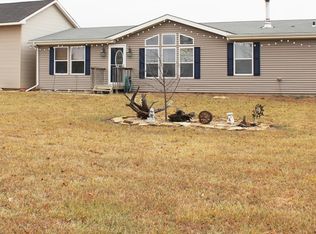 6742 NW Hodges Rd, Silver Lake, KS 66539