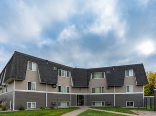 Summerfield, Fargo, ND 58103