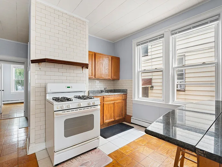 380 Ege Ave #1 — Photo 8