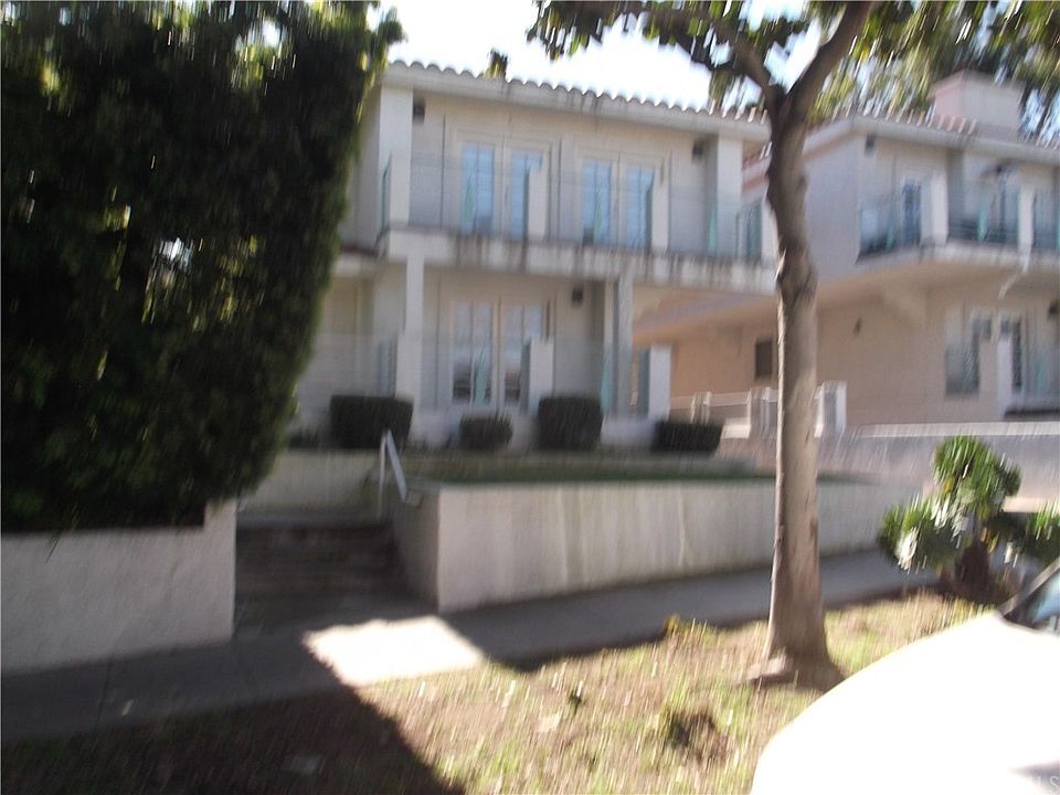 1st image of 527 N Lucia Ave #A