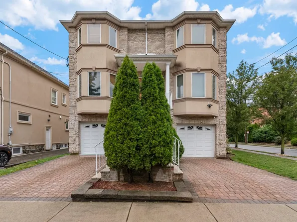 28 Washington Avenue image 1 of 20