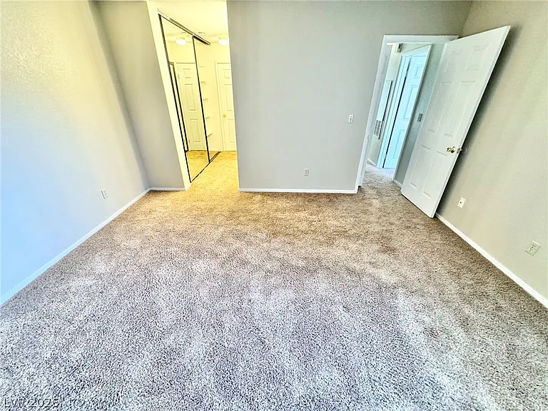 6250 W Flamingo Rd #109 — Photo 7