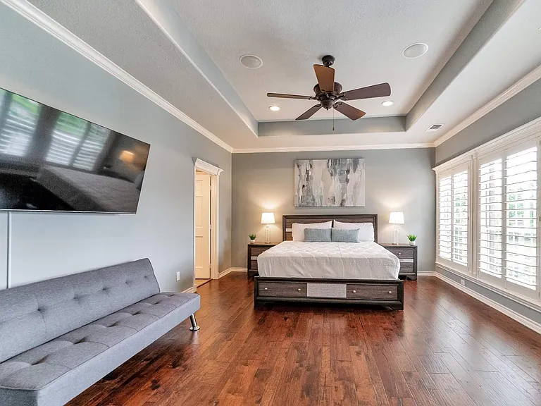 8311 Shoregrove Dr — Photo 13
