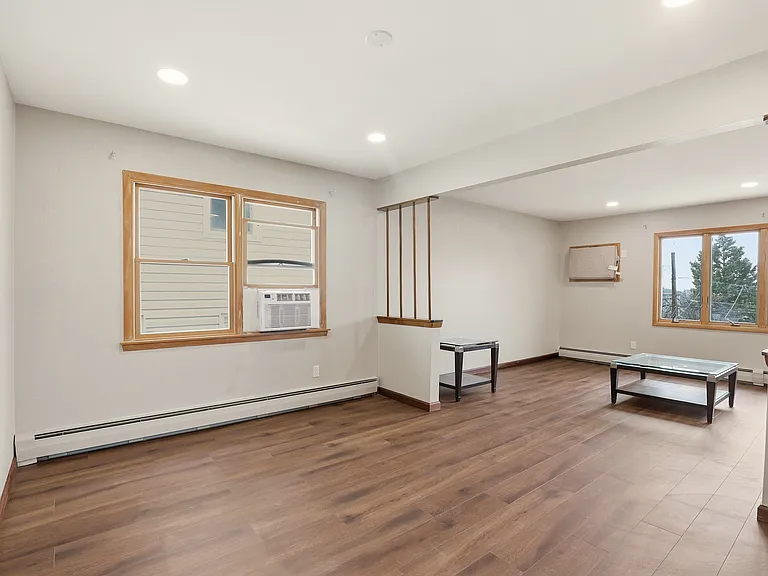 70 Wood St #1-2 — Photo 15