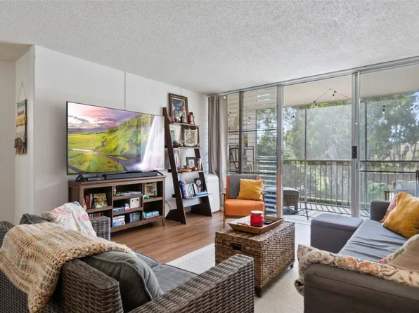 95-2031 Waikalani Pl APT D506, Mililani, HI 96789