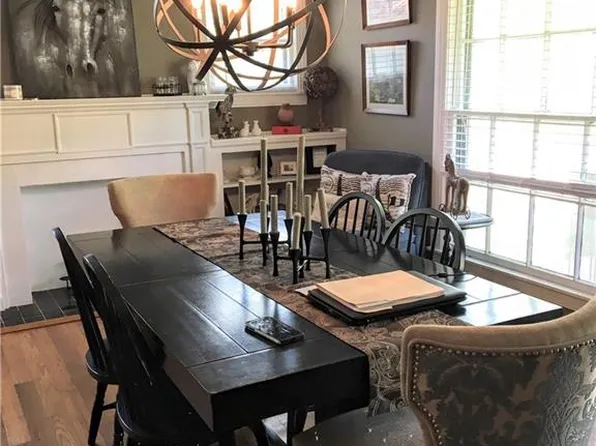 4100 Crestview Dr, Fort Worth, TX 76103