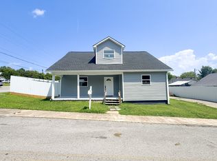 112 Cato St, Hartsville, TN 37074