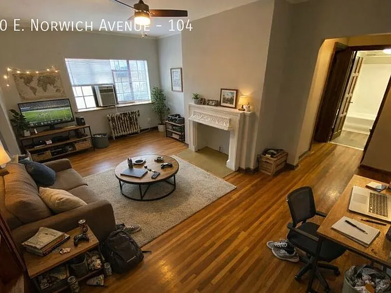 60 E Norwich Ave #104 — Photo 3