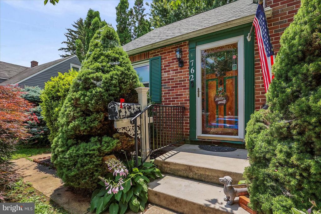 762 Priority Rd, York, PA - View 3
