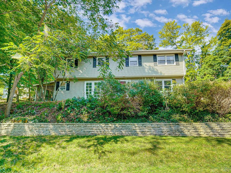 1st image of 221 Mount Parnassus Dr