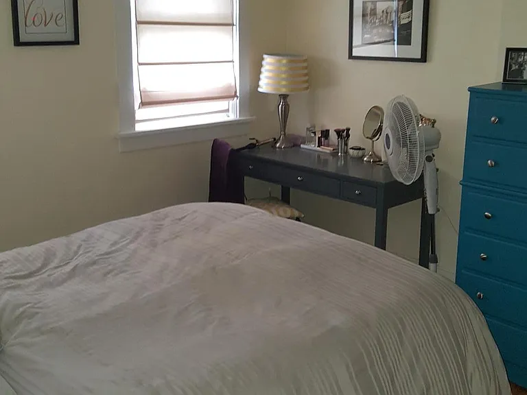 949 Mirror St — Photo 10