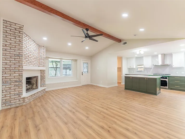 6119 S Braeswood Blvd — Photo 10