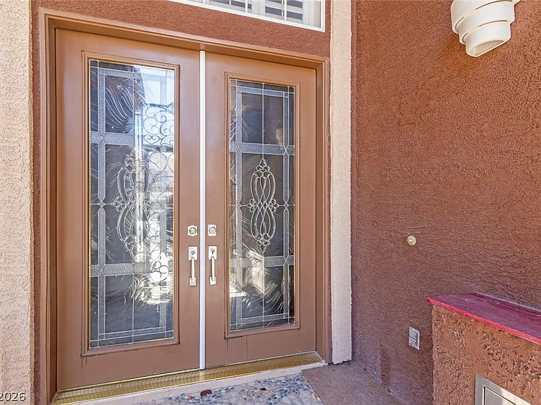 9592 Camino Capistrano Ln — Photo 5
