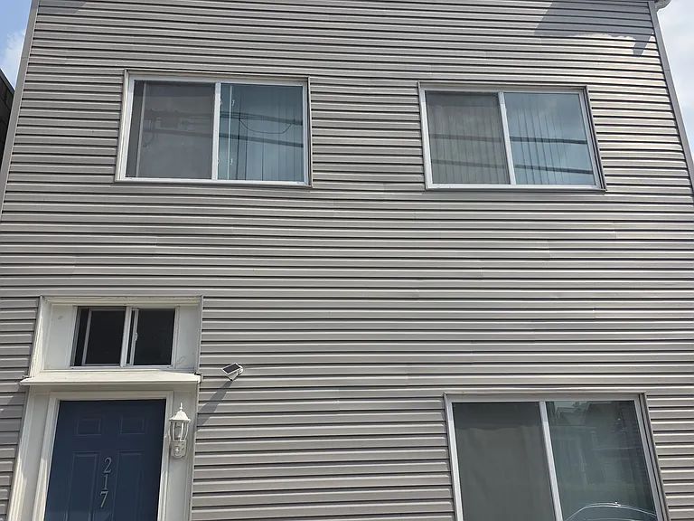 217 Bessemer Ave #3 — Photo 1