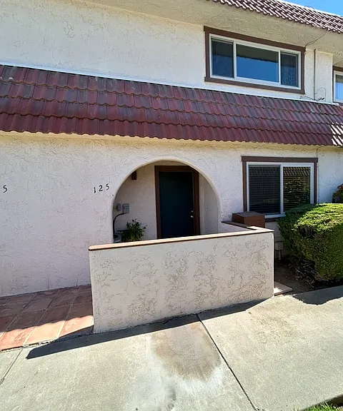 125 Villa Pacheco Ct — Photo 1