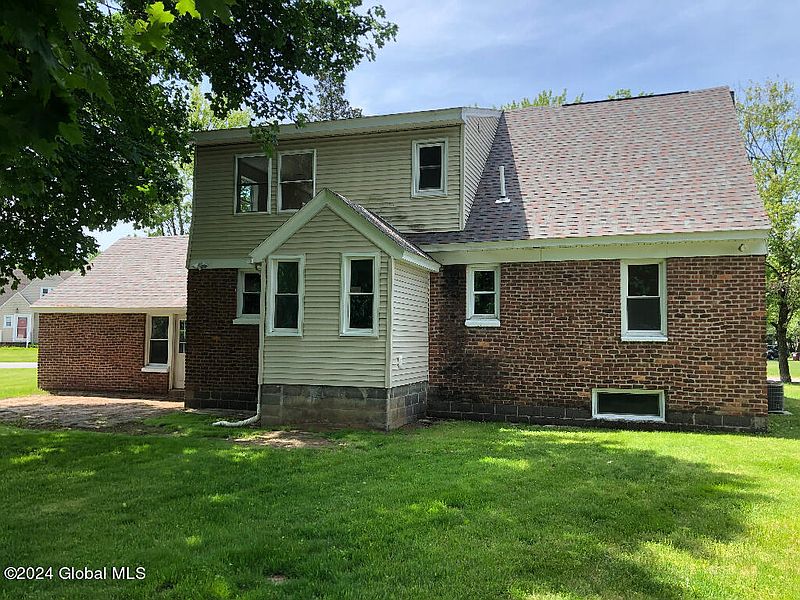 2nd image of 27 Mayflower Drive
