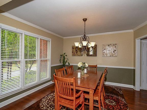 5th image of 3002 Summer Point Dr