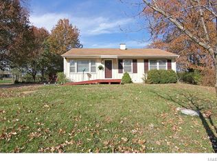 615 Barton Ln, Ballwin, MO 63021