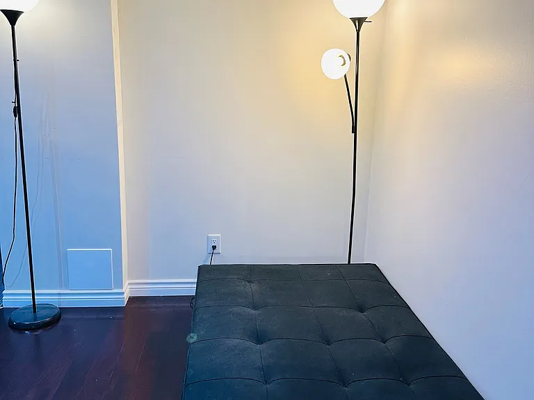 9 Megarry Ct #BASEMENT — Photo 7