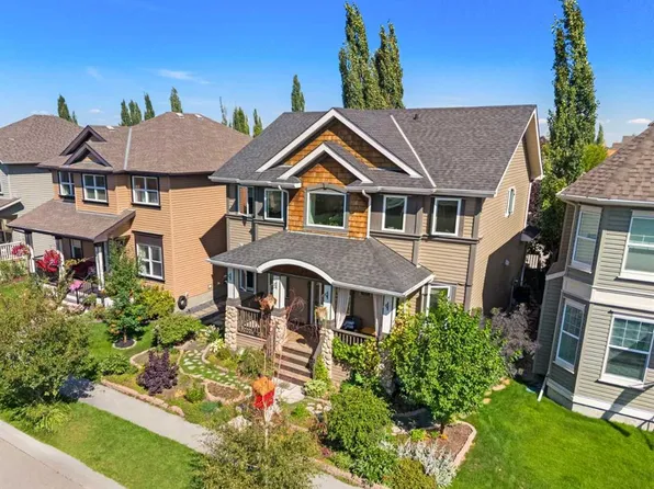 123 W Prestwick Mnr SE, Calgary, AB T2Z 4S7