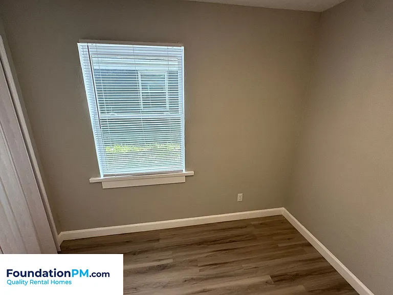 869 N Bingham St #1 — Photo 10