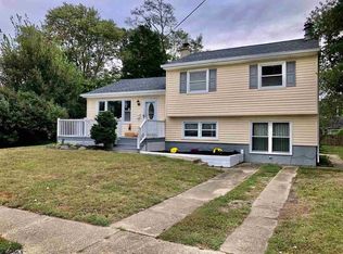 121 Devon Rd, Somers Point, NJ 08244