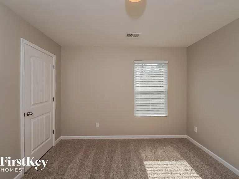 4642 Deer Foot Path — Photo 10
