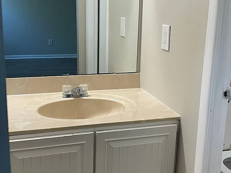 24 E Green Valley Cir — Photo 33