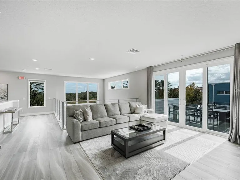 7760 Sandy Ridge Dr #226 — Photo 32