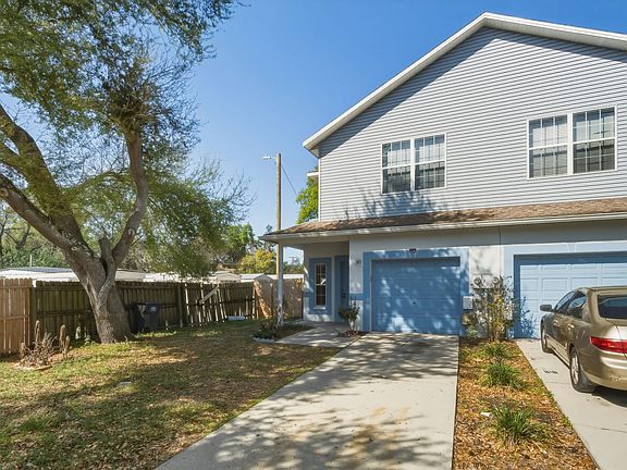 2nd image of 5002 Beechcraft Way