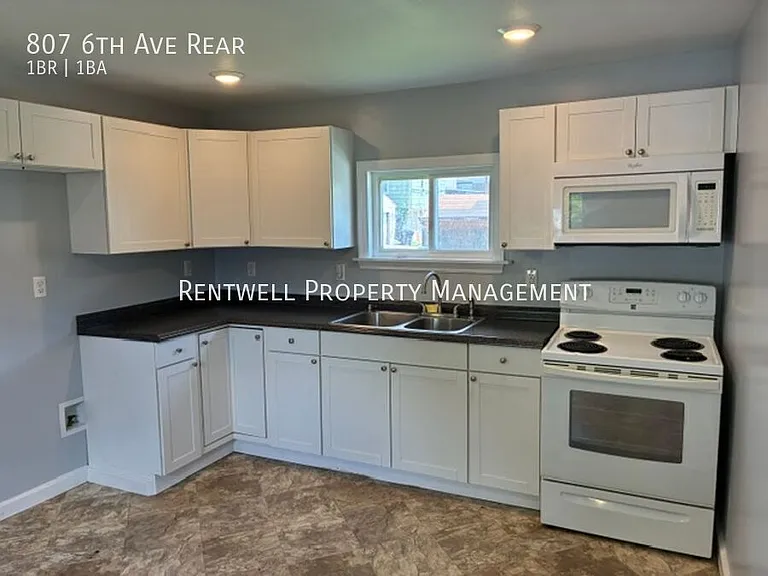 807 6th Ave — Photo 6