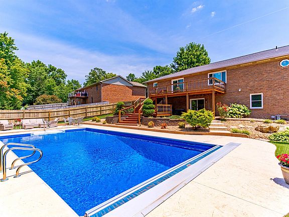 4th image of 10202 Brookcrest Dr