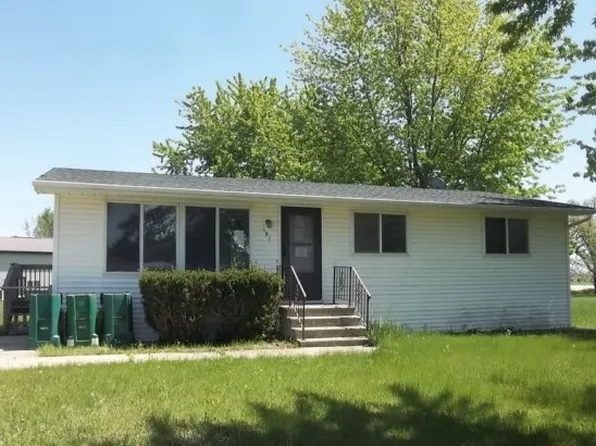 101 Westline Dr, Hazleton, IA 50641