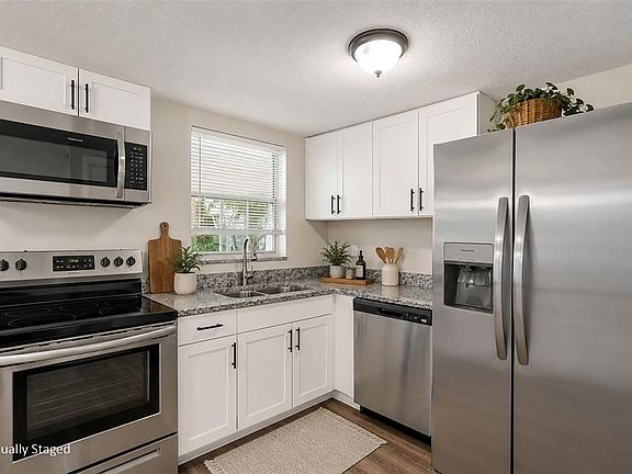 5th image of 7808 BRACKEN DRIVE